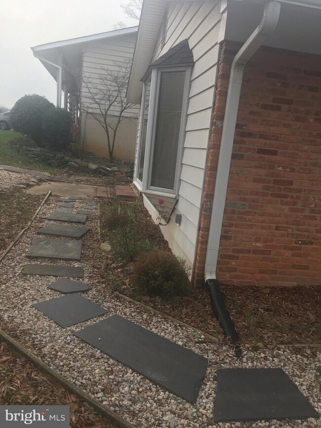 5608 Emack Ave, Lanham, MD 20706 - photo 2