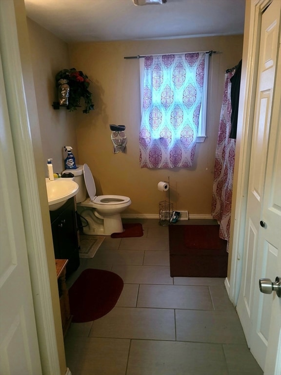 54 Shirley Ave, Lowell, MA 01854 - photo 4