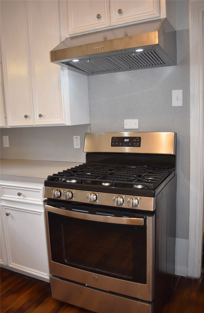 1032 W Cottage St, Houston, TX 77009 - photo 7