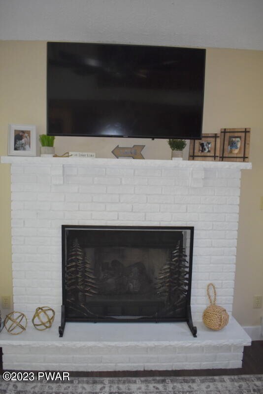 1127 Commanche Cir, Jefferson Township, PA 18436 - photo 4