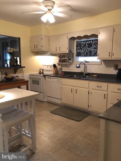 788 George Ave, Essex, MD 21221 - photo 7