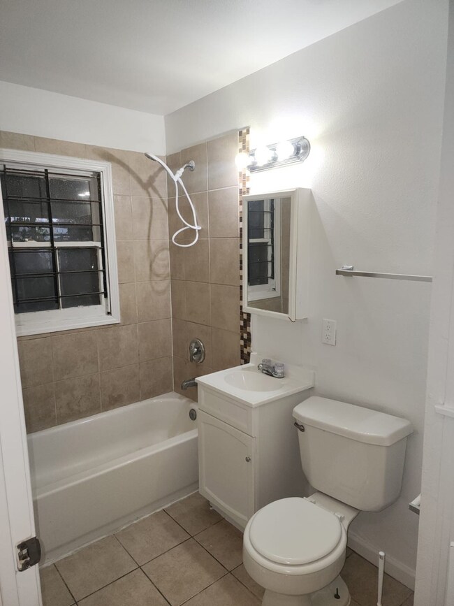 3934 Cosby St, Houston, TX 77021 - photo 3