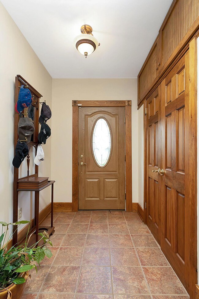 37 Devonshire St, Portland, ME 04103 - photo 4