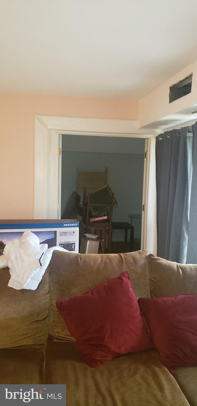 10722 West Dr unit 103, Fairfax, VA 22030 - photo 4