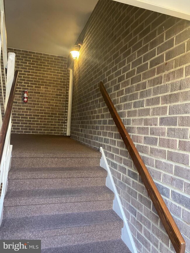 1430 Northgate Square unit 12B, Reston, VA 20190 - photo 7