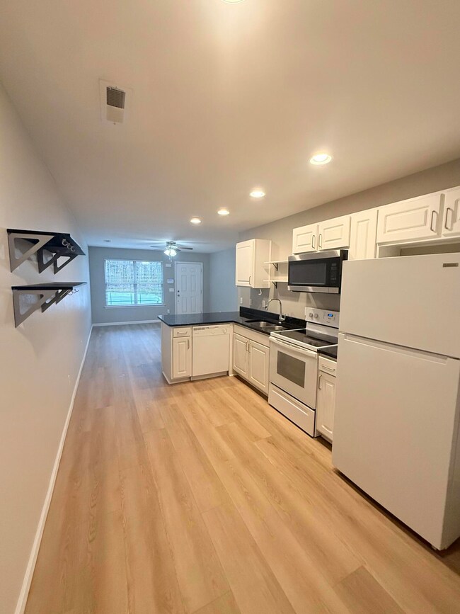 3850 Youngstown Rd, Chattanooga, TN 37406 - photo 7