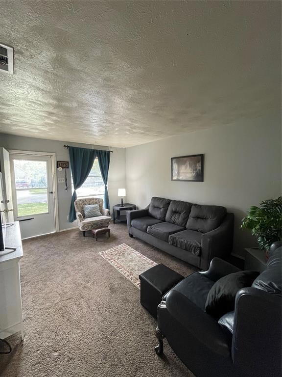 1319 Athens Dr, Mesquite, TX 75149 - photo 2