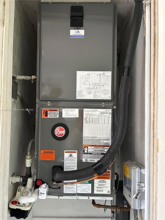 1501 NE 191st St unit C211, Miami, FL 33179 - photo 7