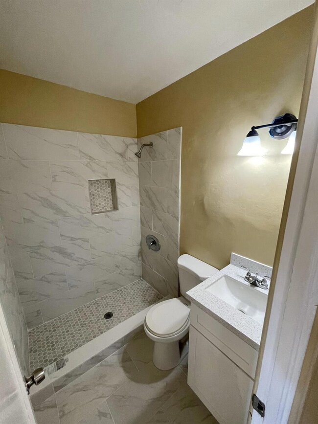 903 42nd St, West Palm Beach, FL 33407 - photo 4