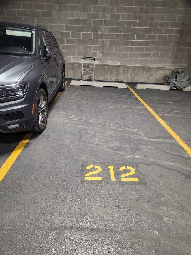 Museum Park Place & Harbor View unit GU211, Chicago, IL 60616 - photo 3