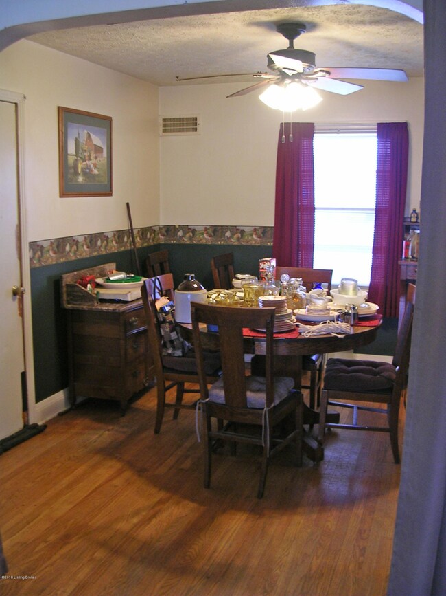 7801 E Manslick Rd, Louisville, KY 40228 - photo 6