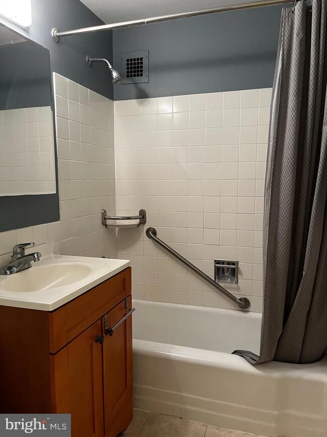 1311 Delaware Ave SW unit 137, Washington, DC 20024 - photo 6