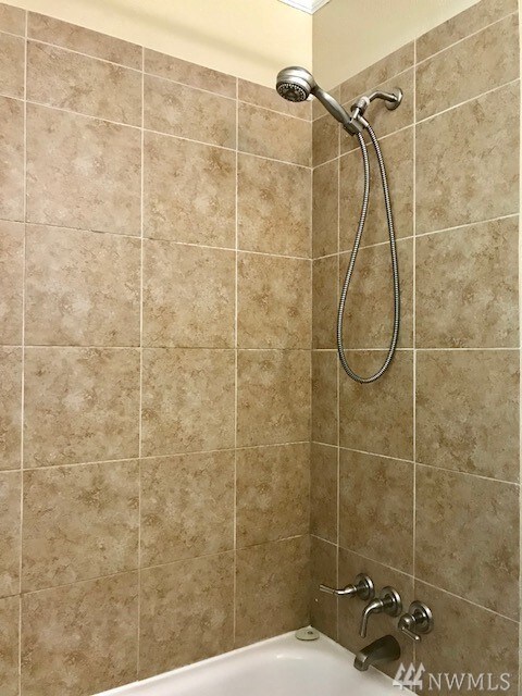 19461 SE 266th St, Covington, WA 98042 - photo 2