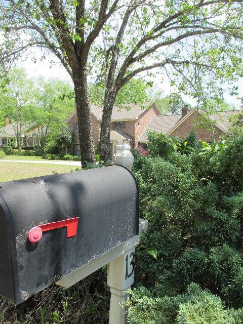 13 Twin Oaks