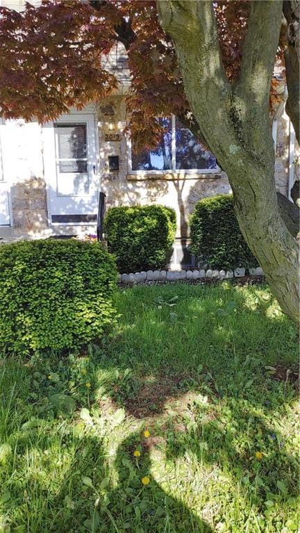 2019 Baker Dr, Allentown, PA 18103 - photo 2