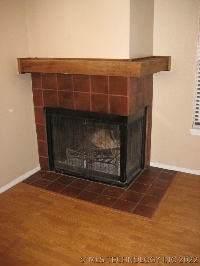 Cute Fireplace in Corner