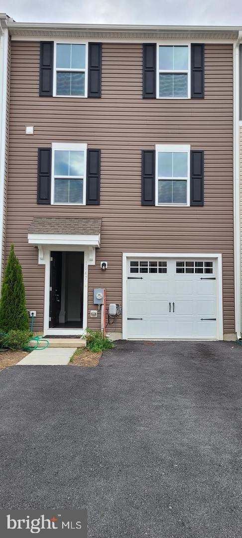 1047 Wickersham Way, Middletown, DE 19709 - photo 1