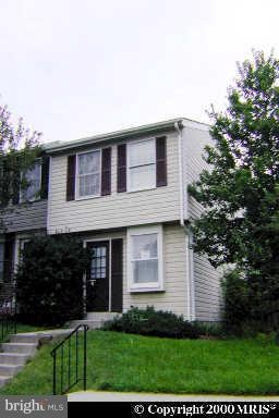 19541 Twinflower Cir, Germantown, MD 20876 - photo 1