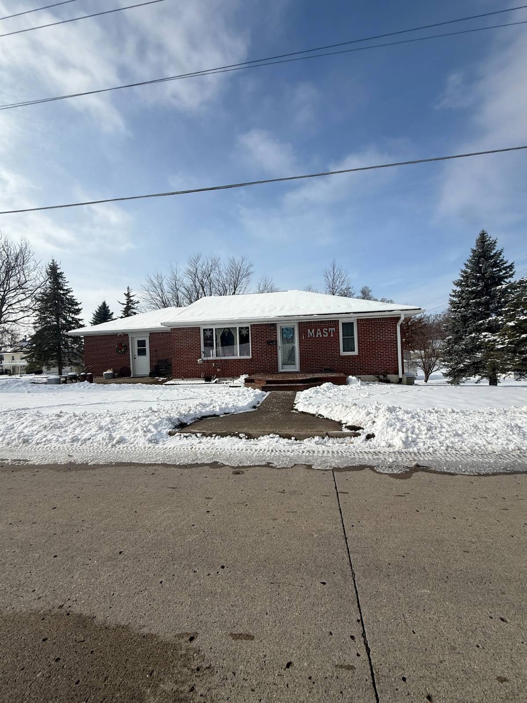 205 S Hayes St, Mount Ayr, IA 50854 - photo 1