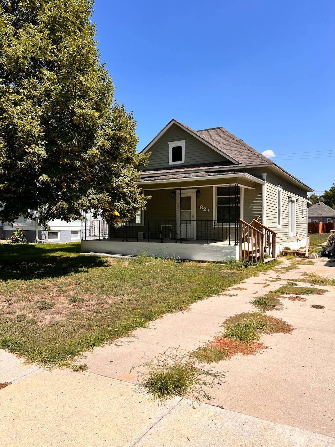 621 Emerson Ave, Alliance, NE 69301 - photo 1