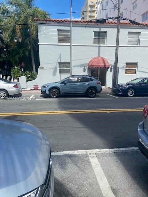 215 30th St unit 11, Miami Beach, FL 33140 - photo 1