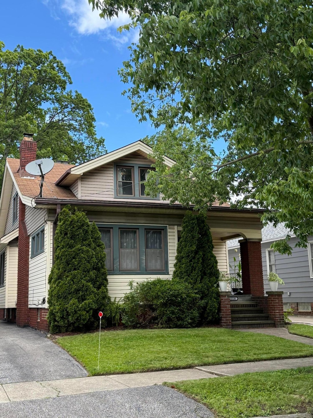 Under Contract $159,900