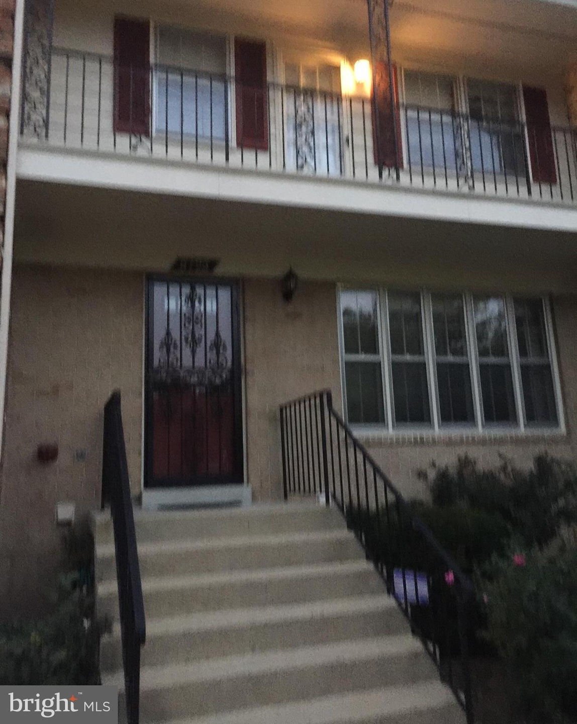 6196 Vine Forest Ct, Falls Church, VA 22044 - photo 1