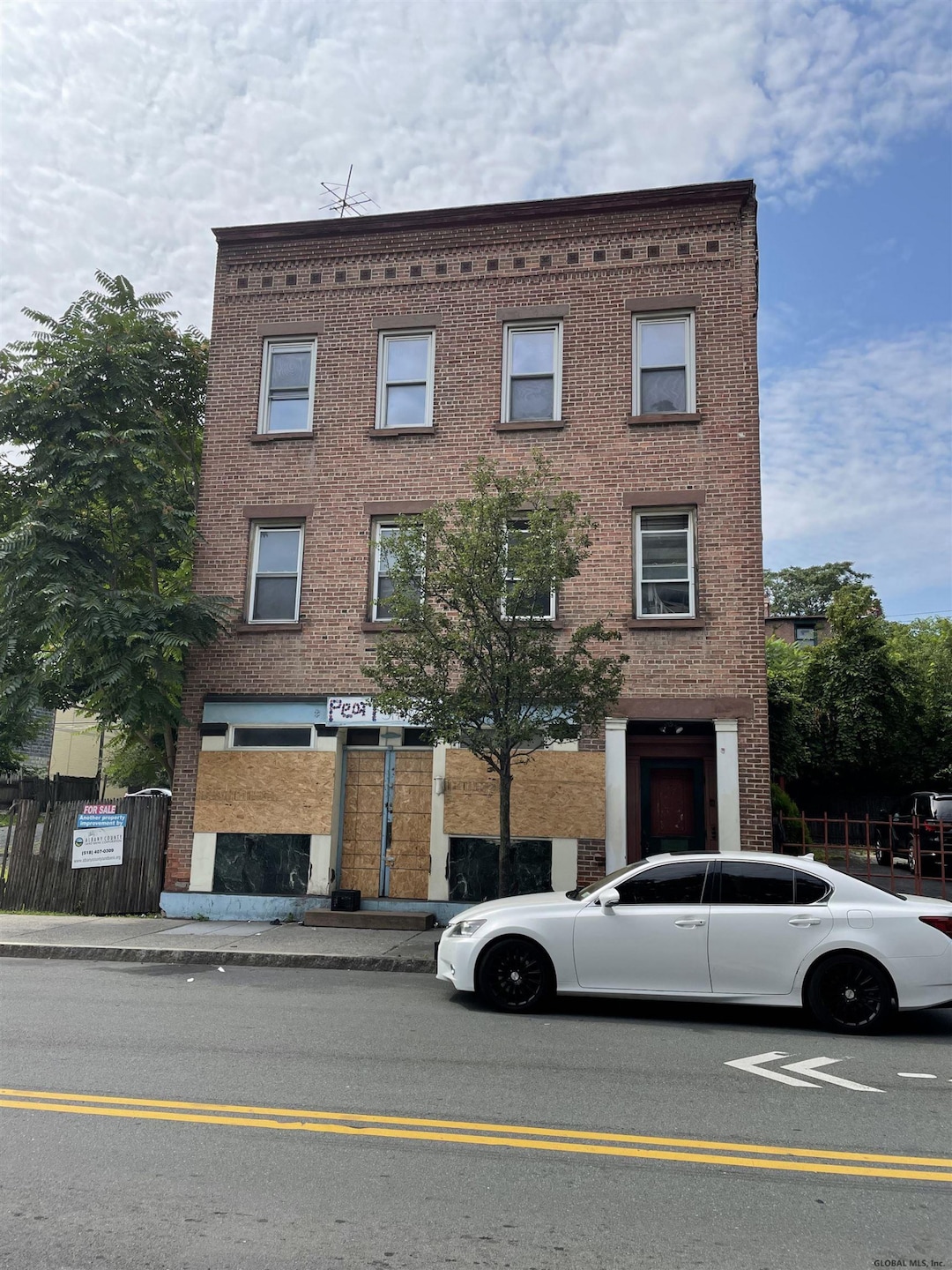 321 S Pearl St, Albany, NY 12202 - photo 1