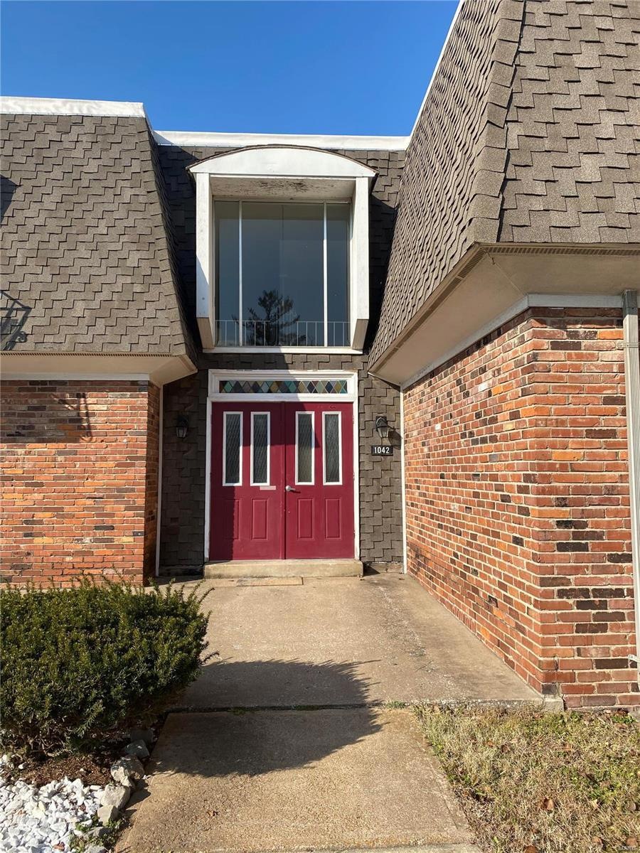 Front entry to the unit