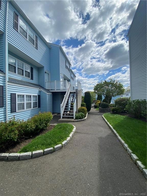 14 1/2 Fairview Ave unit B5, Norwalk, CT 06850 - photo 1