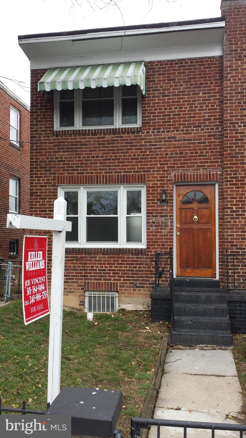 5803 3rd St NE, Washington, DC 20011 - photo 1