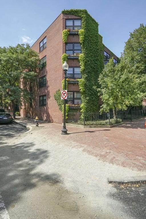26 Rutland St unit 1, Boston, MA 02118 - photo 1