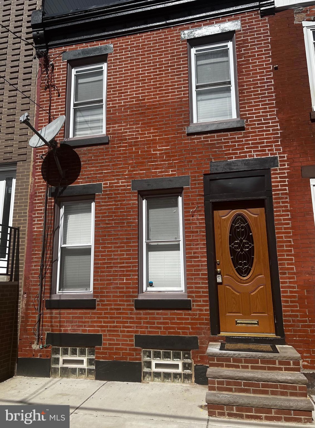2347 Gerritt St, Philadelphia, PA 19146 - photo 1