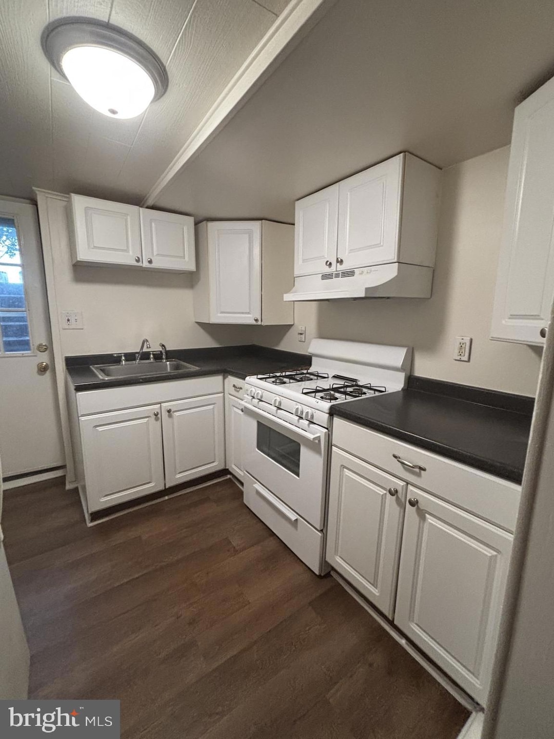 611 Maude Ave, Brooklyn, MD 21225 - photo 1