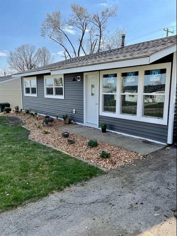 256 Boice Rd NW, Cedar Rapids, IA 52405 - photo 1