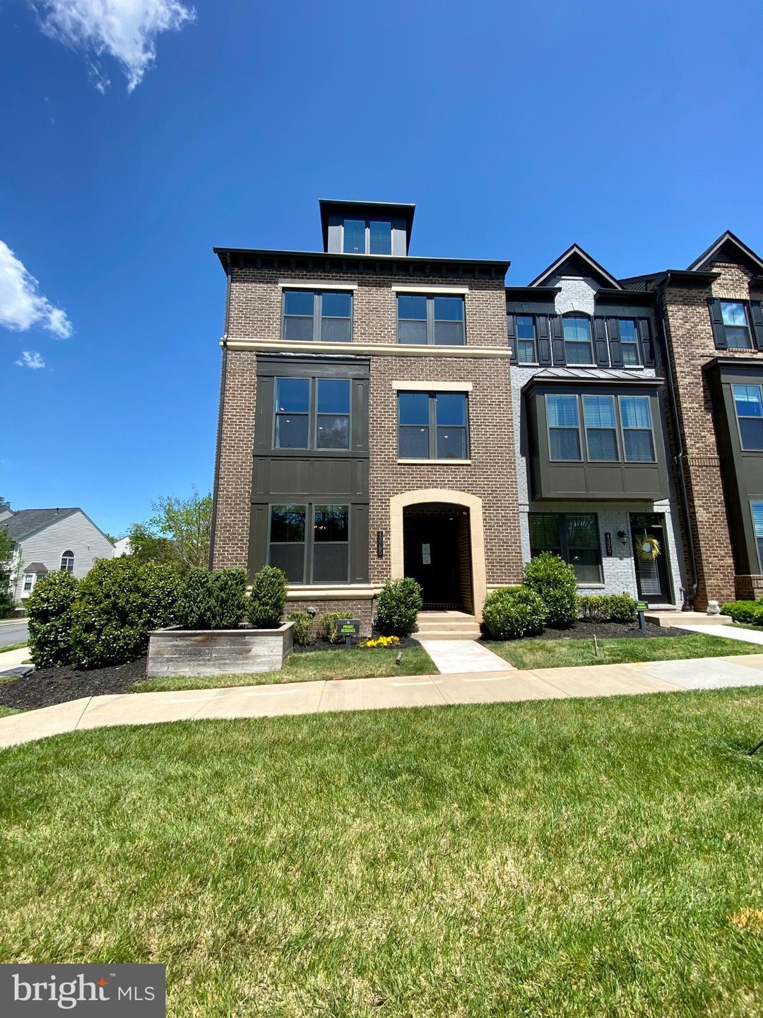 43385 Ghazwa Square, Ashburn, VA 20148 - photo 1