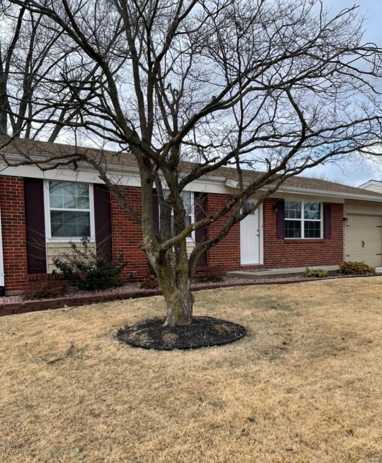 3243 Ipswich Ln, Saint Charles, MO 63301 - photo 1