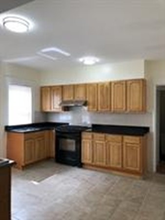 16 Bigelow St unit 1, Quincy, MA 02169 - photo 1