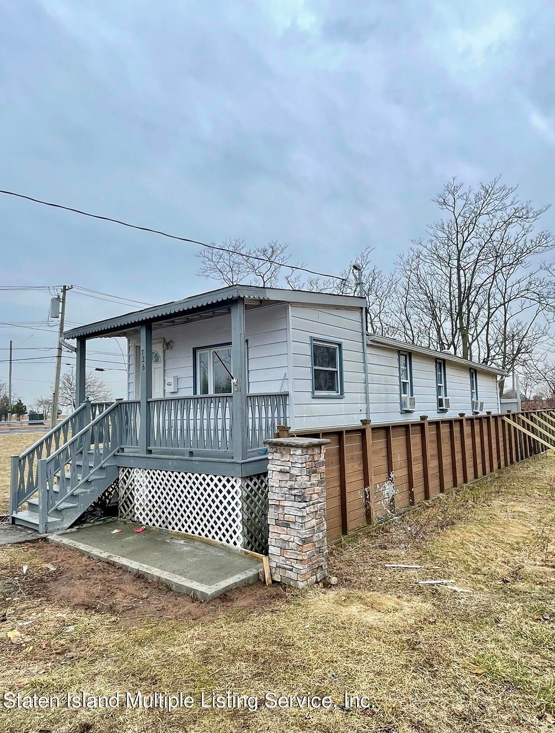 726 Naughton Ave, Staten Island, NY 10305 - photo 1