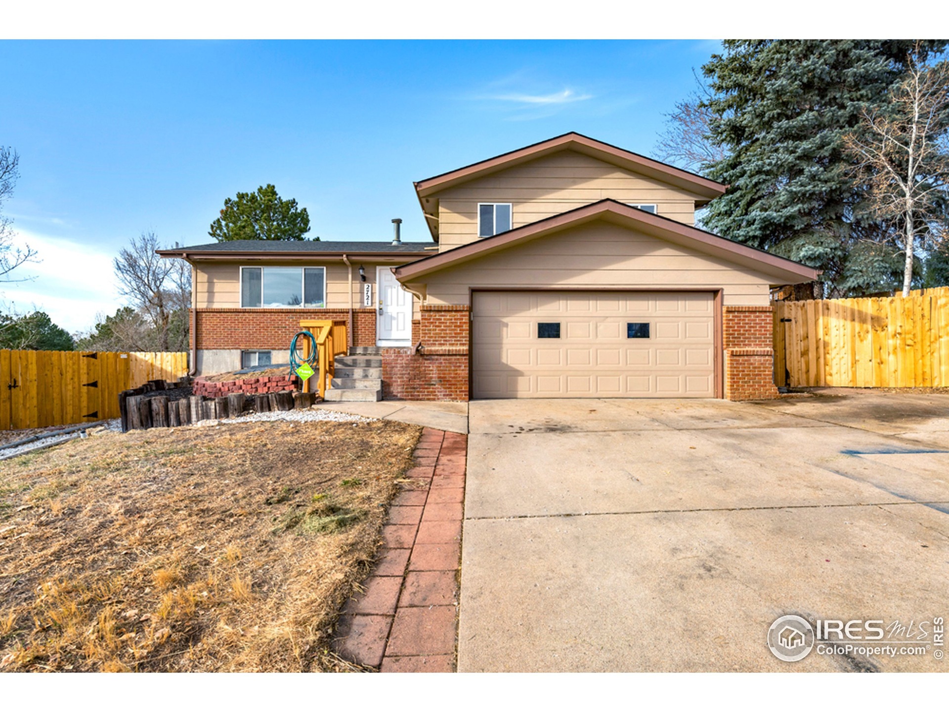 2721 W. 22nd St. Drive!