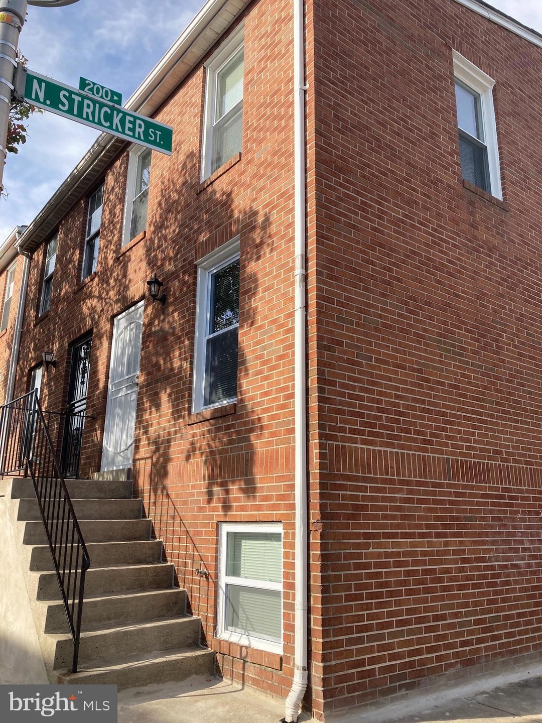 1500 Penrose Ave, Baltimore, MD 21223 - photo 1