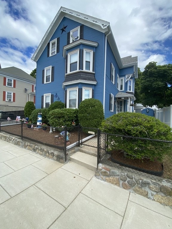 495 Rantoul St unit 2, Beverly, MA 01915 - photo 1