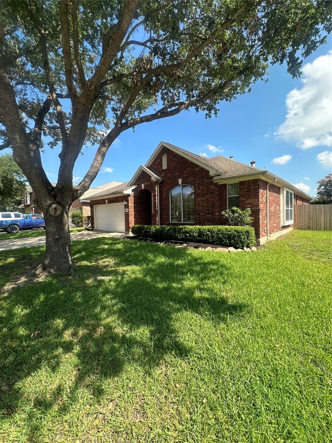 13606 Short Brook Ln, Houston, TX 77041 - photo 1