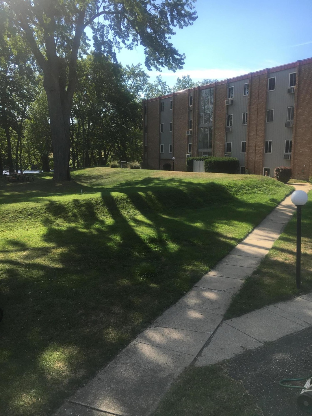 173 E Michigan Ave unit 206A, Three Rivers, MI 49093 - photo 1