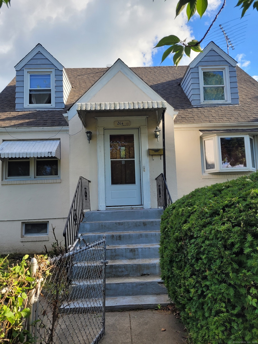 264 Sedgewick Ave, Stratford, CT 06615 - photo 1