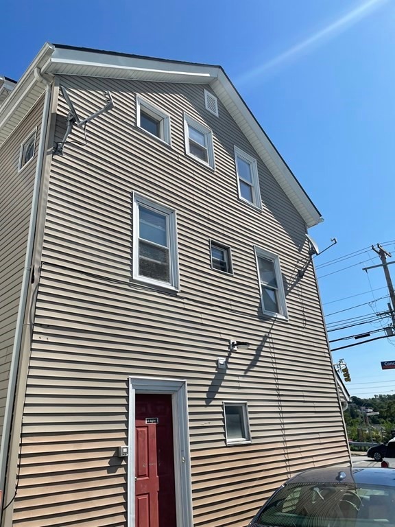 294 Branch Ave unit 3, Providence, RI 02904 - photo 1