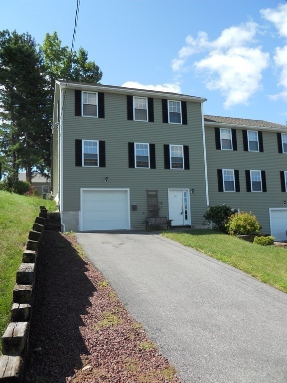 22 Christine St, Worcester, MA 01606 - photo 1