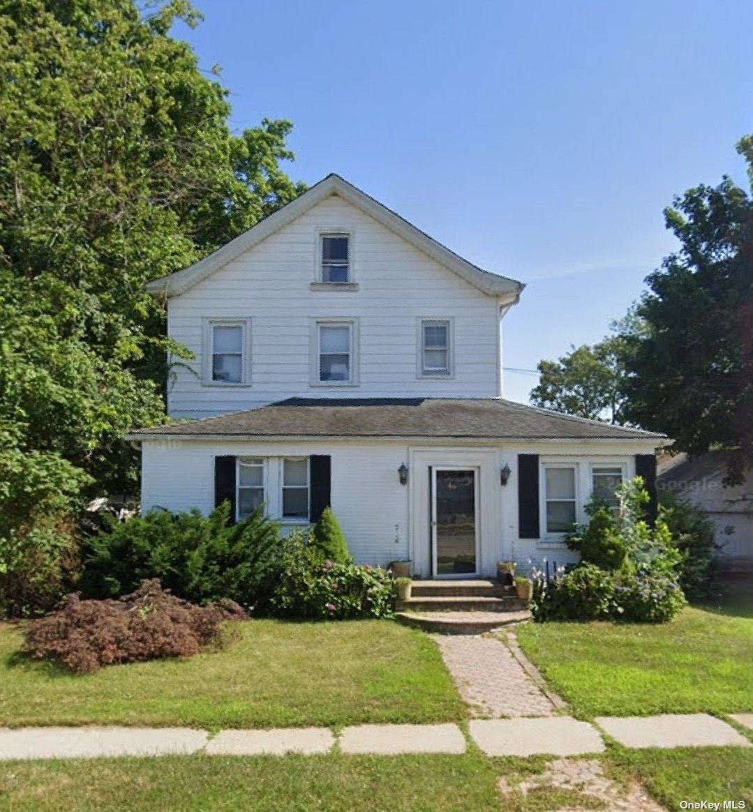 Sold $572,000 • Co-Listing Agent