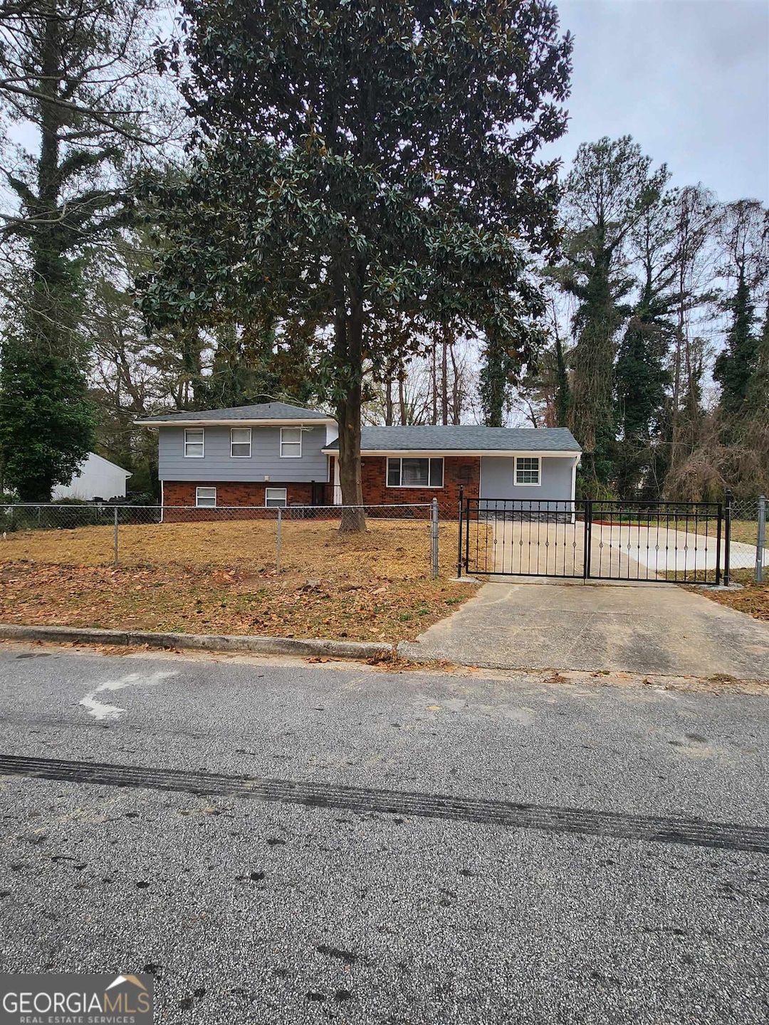 8325 San Jose Trail, Jonesboro, GA 30236 - photo 1