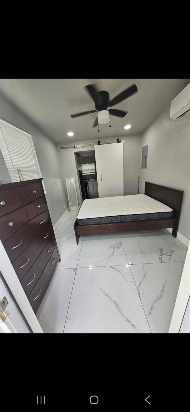 unlisted-address, Fort Lauderdale, FL 33311 - photo 1